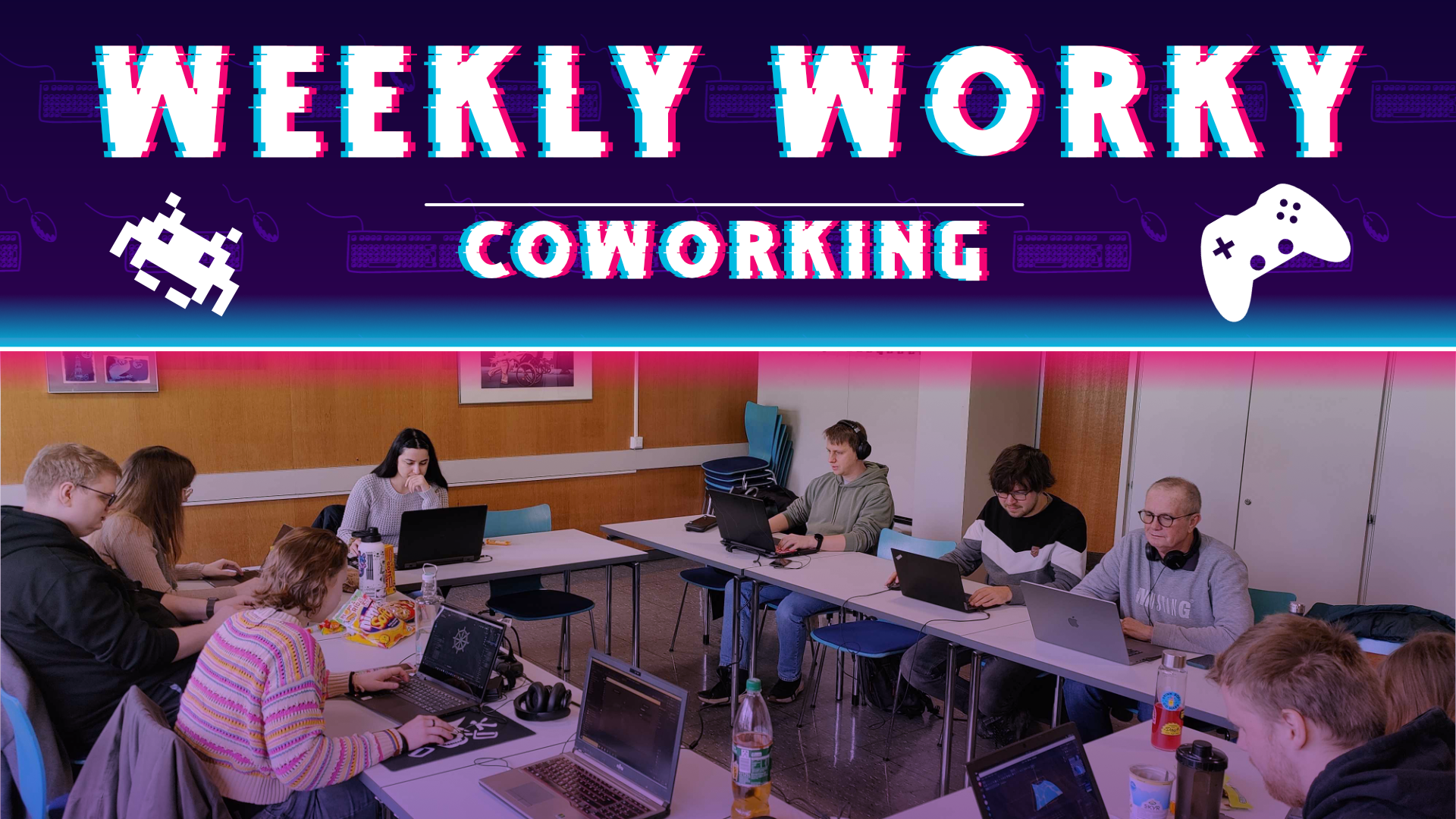 Bild zeigt einige Mitglieder des Hannover Game Dev MeetUps in einem Raum des Stadteilzentrums Ricklingen in Hannover, bei der Arbeit an ihren individuellen Projekten.